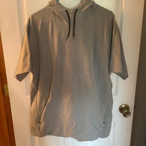 Grey Short-Sleeve Hoodie.  Mens.  XL.